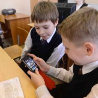 Дети в интернете. Оренбуржцы обсуждают проблемы в семейном клубе