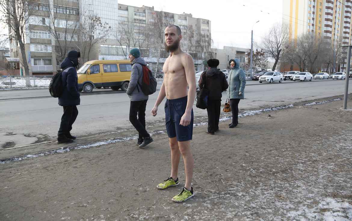 В трусах по городу