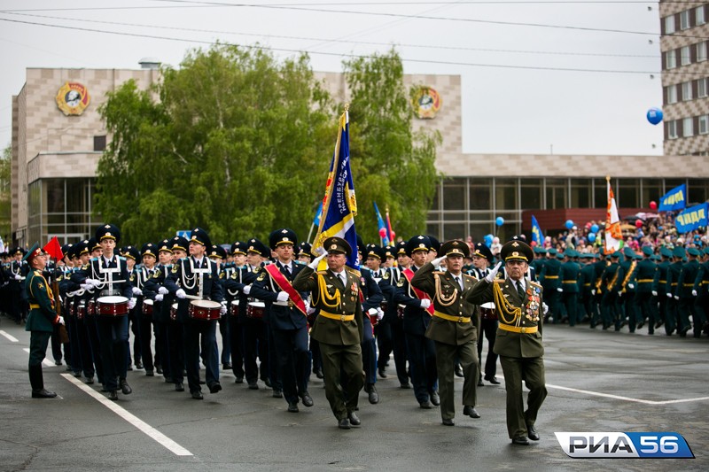 Парад оренбург фото