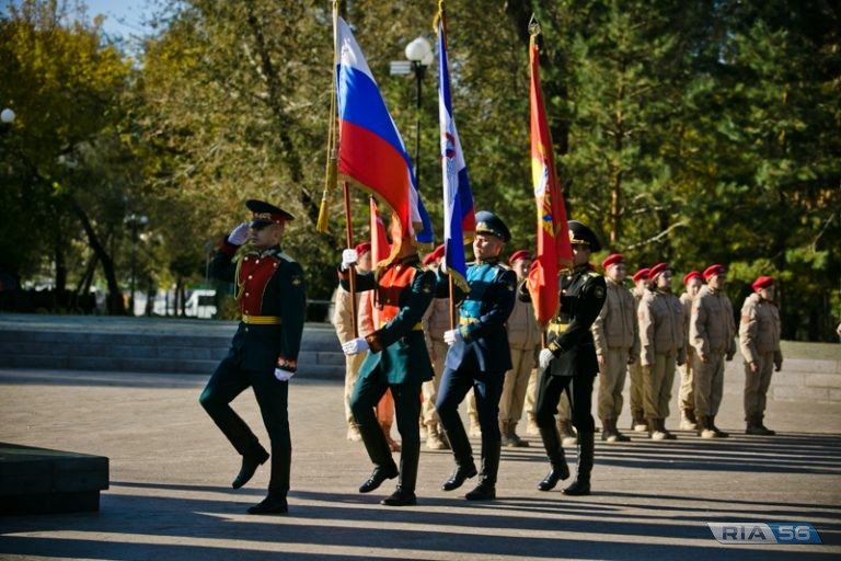 Оренбург войско. Оренбург армия. Военные комиссары в городе Ясном Оренбургской области. Тоцкий военкомат Оренбургской области. Военные комиссары Ясный Оренбургской области.