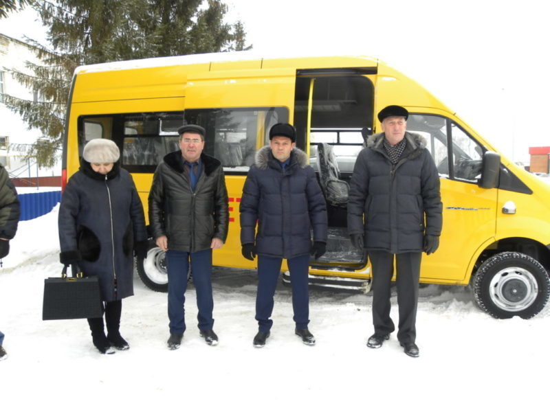 Водитель автобуса оренбург. Новые школьные автобусы Оренбург. Новые автобусы в Оренбурге. Новые школьные автобусы 2023 Оренбург.