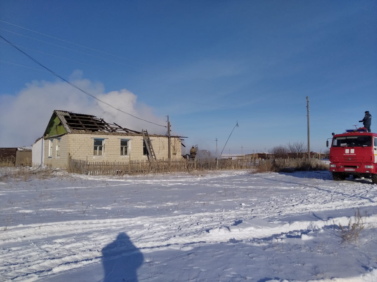 В Оренбуржье в селе Екатеринославка три человека стали жертвами пожара |  07.01.2021 | Новости Оренбурга - БезФормата