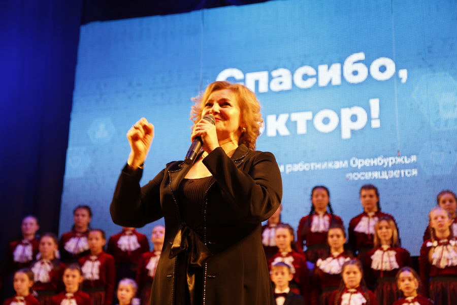 Хор новые имена. Новые имена детский хор Оренбург. Хор новые имена Оренбург