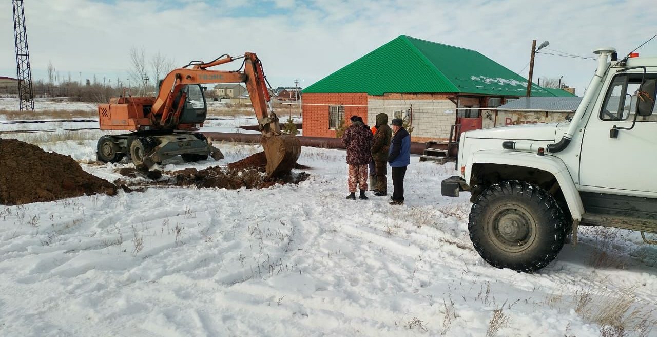 Погода оренбургской обл домбаровский. Весенний прорыв 2021 в Домбаровском. Карьер летний Домбаровка. Видео Домбаровский район. Домбаровка ру главный.