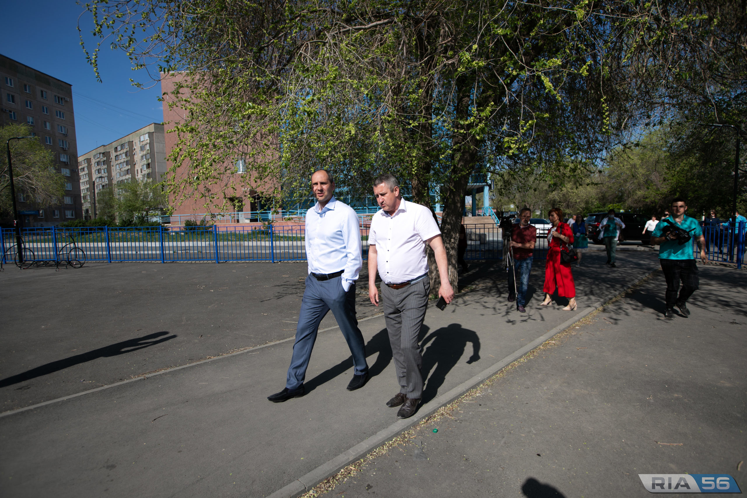 Денис Паслер проверил ход работ по благоустройству в Новотроицке |  16.05.2021 | Новости Оренбурга - БезФормата