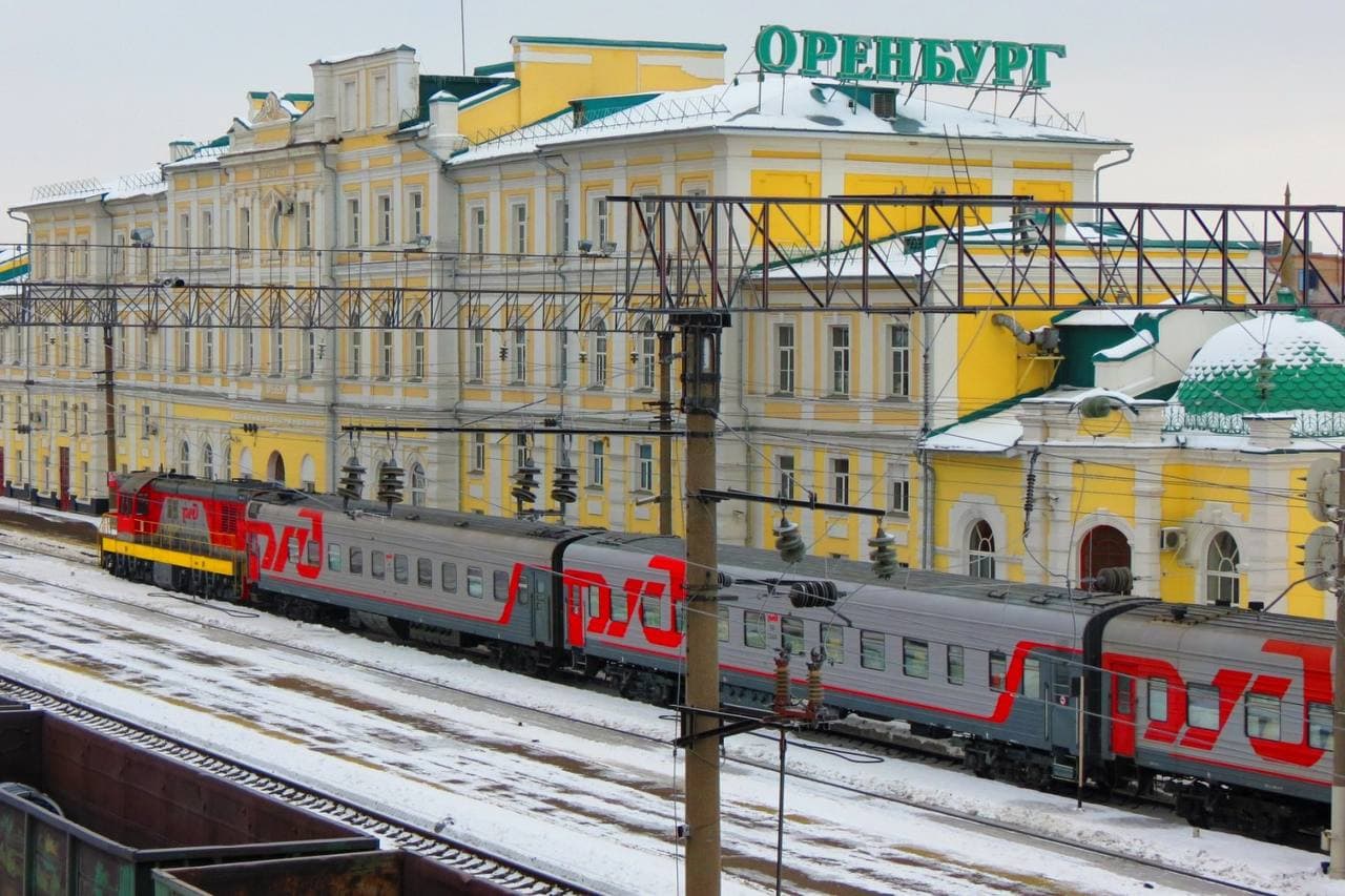 Сегодня из Оренбурга в Санкт-Петербург отправится первый прямой поезд — Новости Оренбурга и Оренбургской области на РИА56