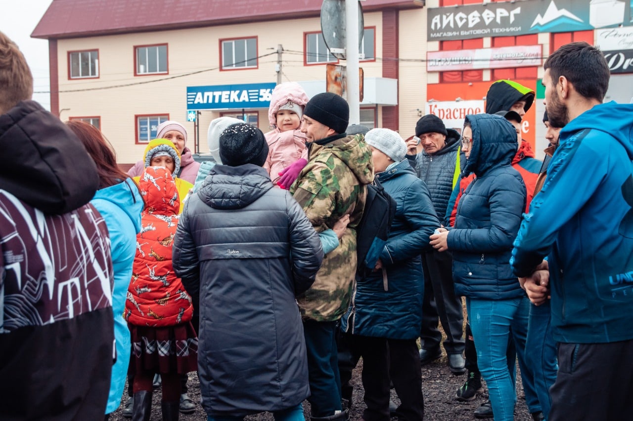 В Абдулино проводили мобилизованных земляков на боевую подготовку и  слаживание | 22.10.2022 | Новости Оренбурга - БезФормата