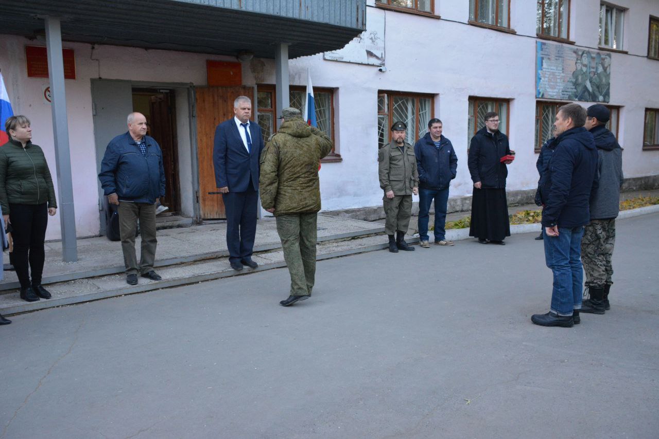 Главные новости гая. Оренбургские мобилизованные. Мобилизация в городе грязи. Палилов Алексей Александрович военный комиссар. Мобилизация Оренбург фото.