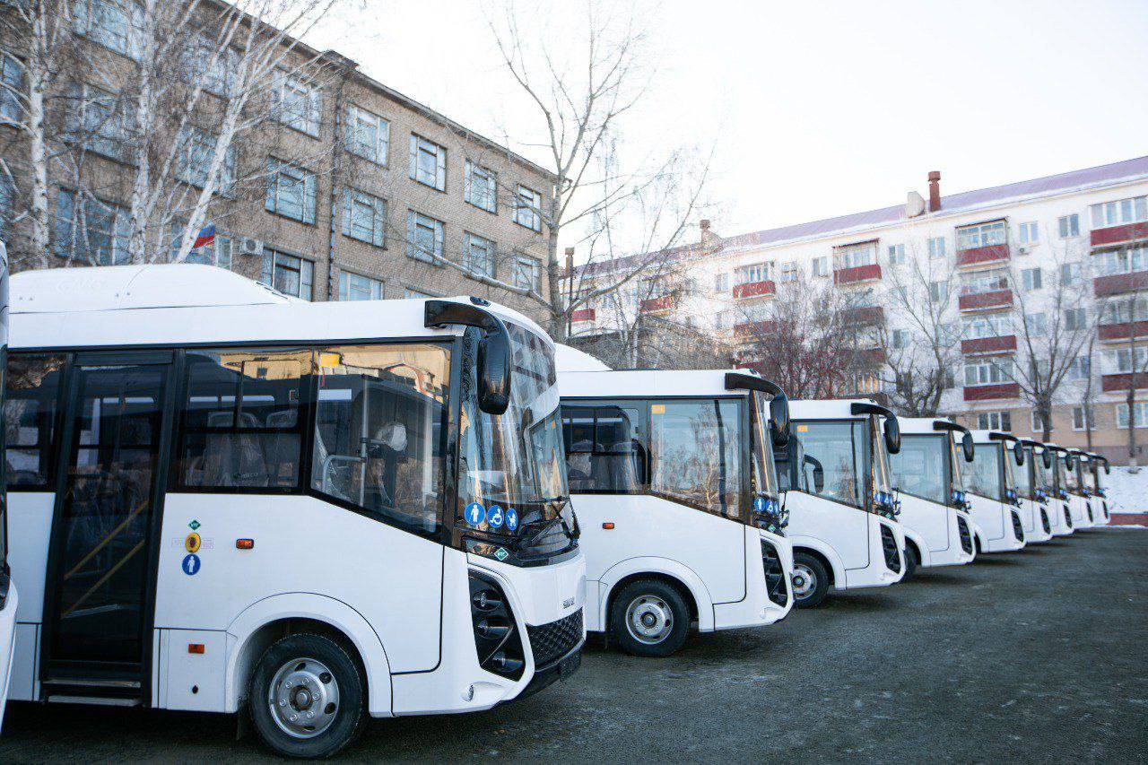 185 автобус оренбург. Новые маршрутки. Автобус для перевозки рабочих. Новые автобусы в Оренбурге.