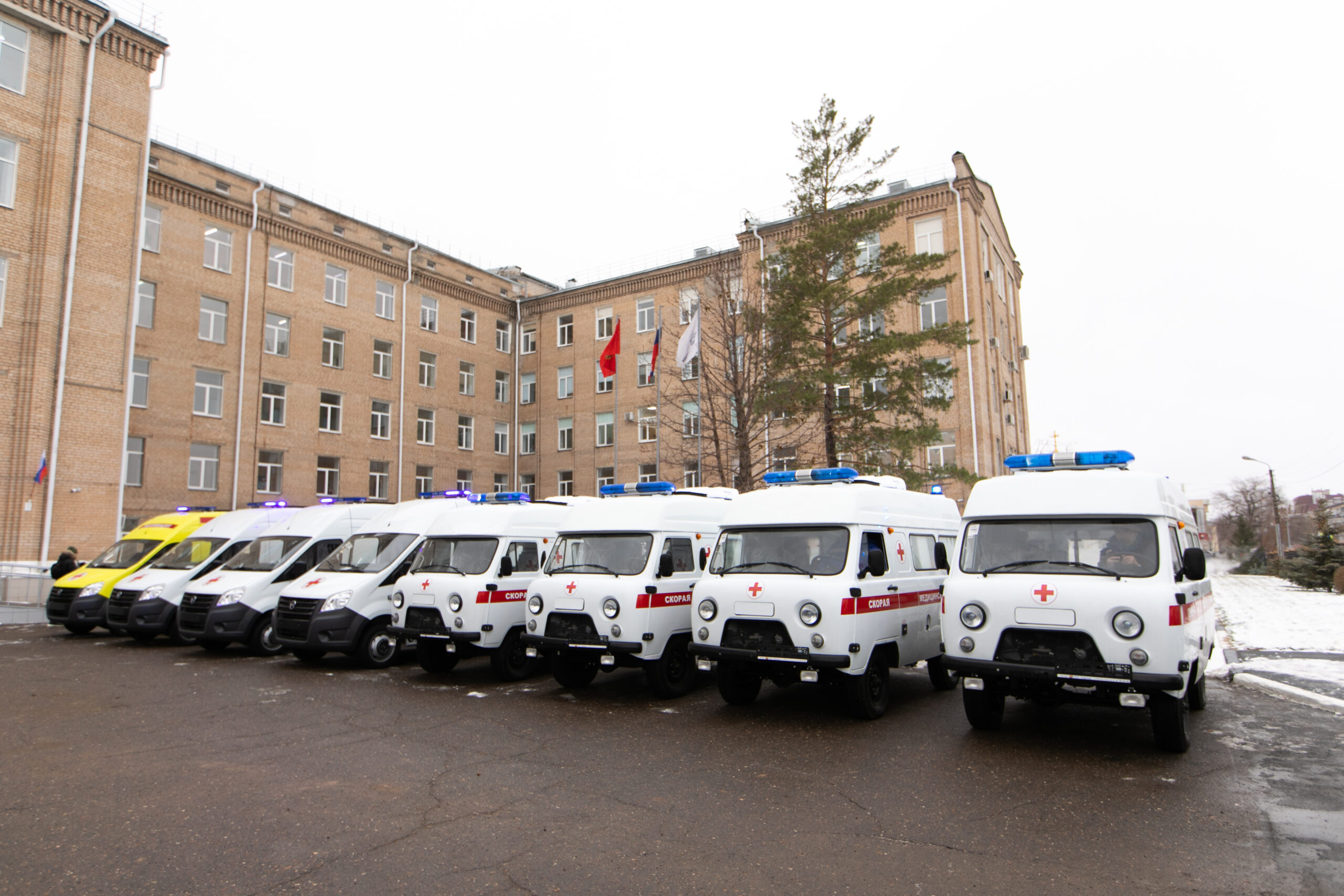 Денис Паслер: Современная техника высокой проходимости поступила в 16  территорий региона — Новости Оренбурга и Оренбургской области на РИА56