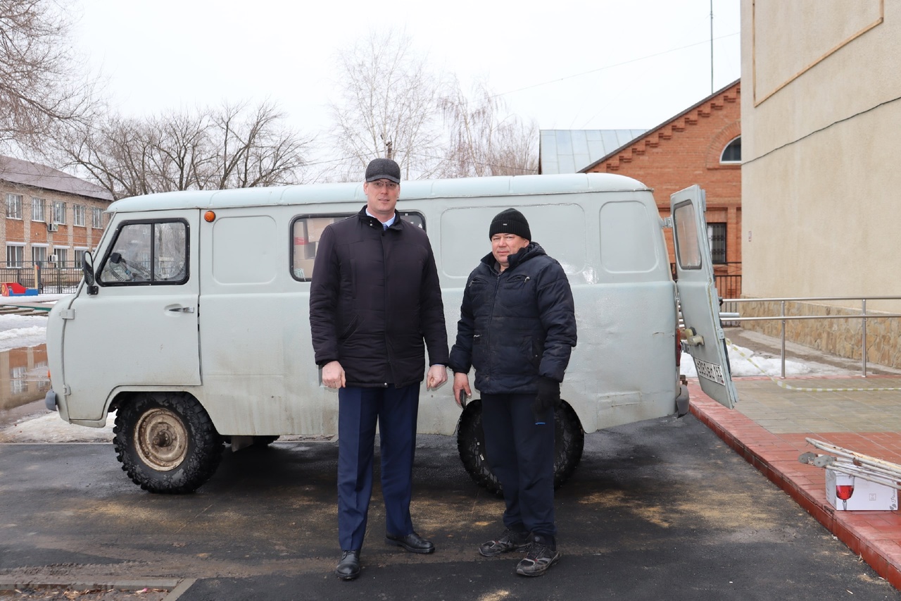 Житель Первомайского района Петр Паушкин приобрел для бойцов СВО автомобиль  «УАЗ» — Новости Оренбурга и Оренбургской области на РИА56