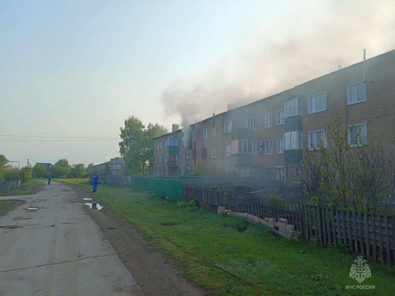 В Абдулино огнеборцы спасли двух человек на пожаре | 16.05.2023 | Новости  Оренбурга - БезФормата