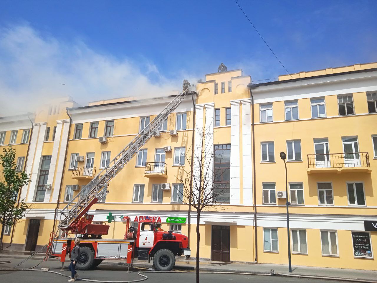 МЧС: В центре Оренбурга удалось локализовать пожар на улице М.Горького |  17.05.2023 | Новости Оренбурга - БезФормата