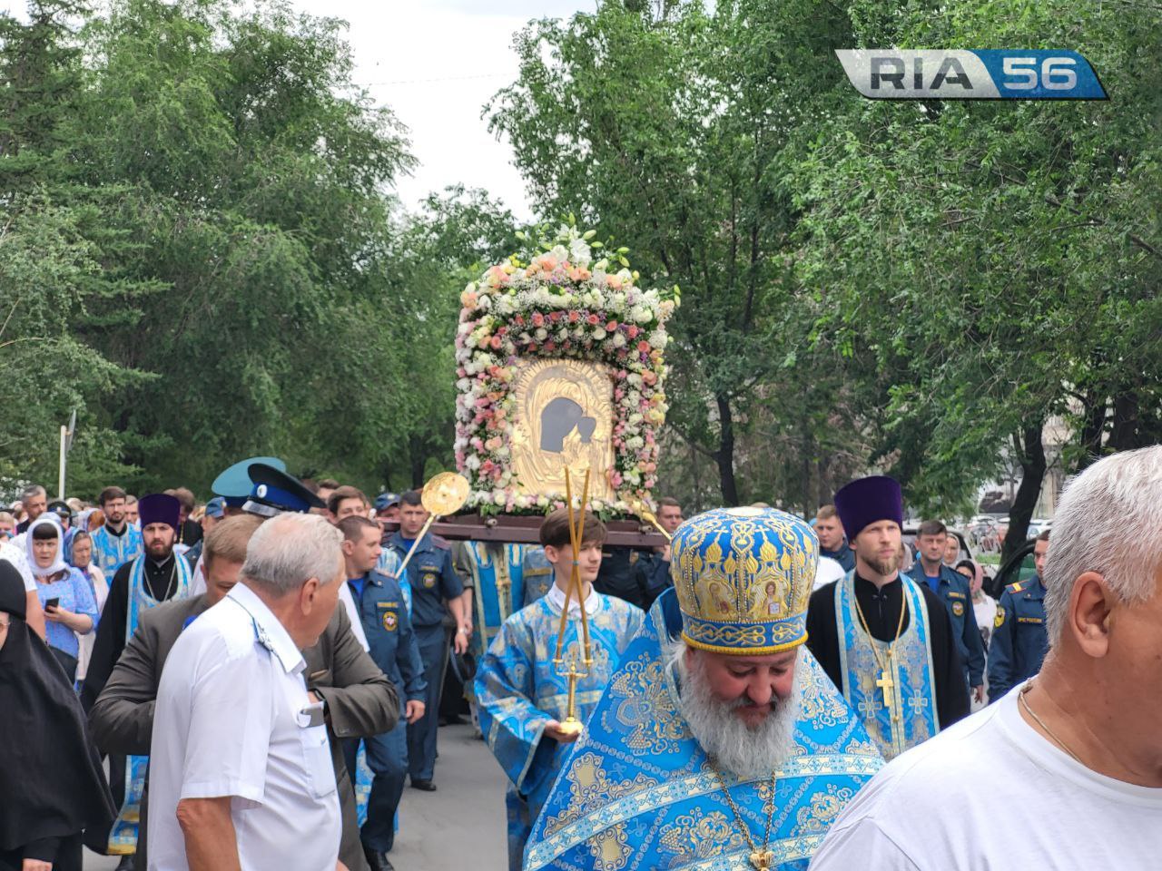 Крестный ход икона Табынская святые ключи