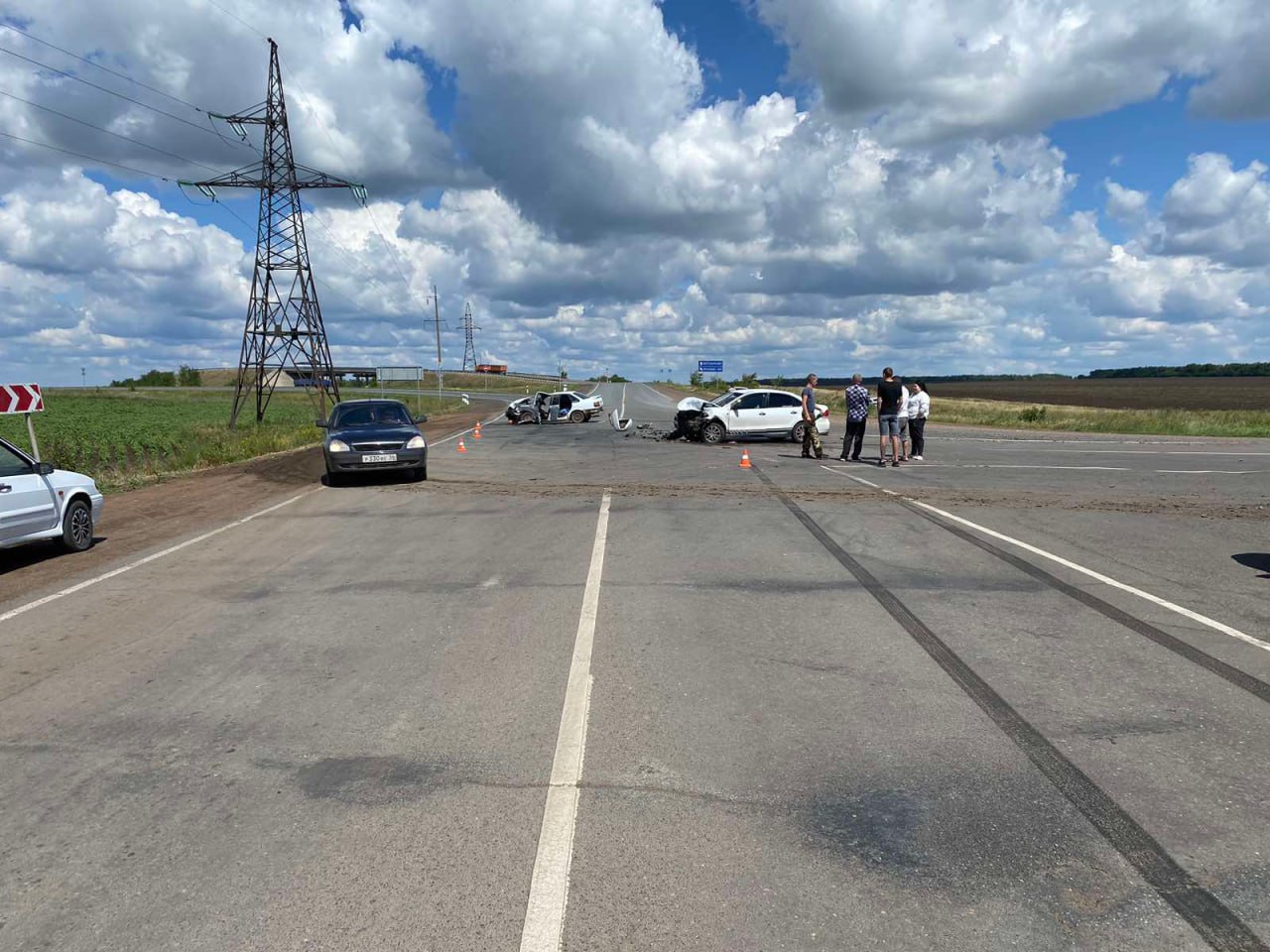 Три автомобиля столкнулись на трассе Бузулук-Грачевка | 14.07.2023 |  Новости Оренбурга - БезФормата