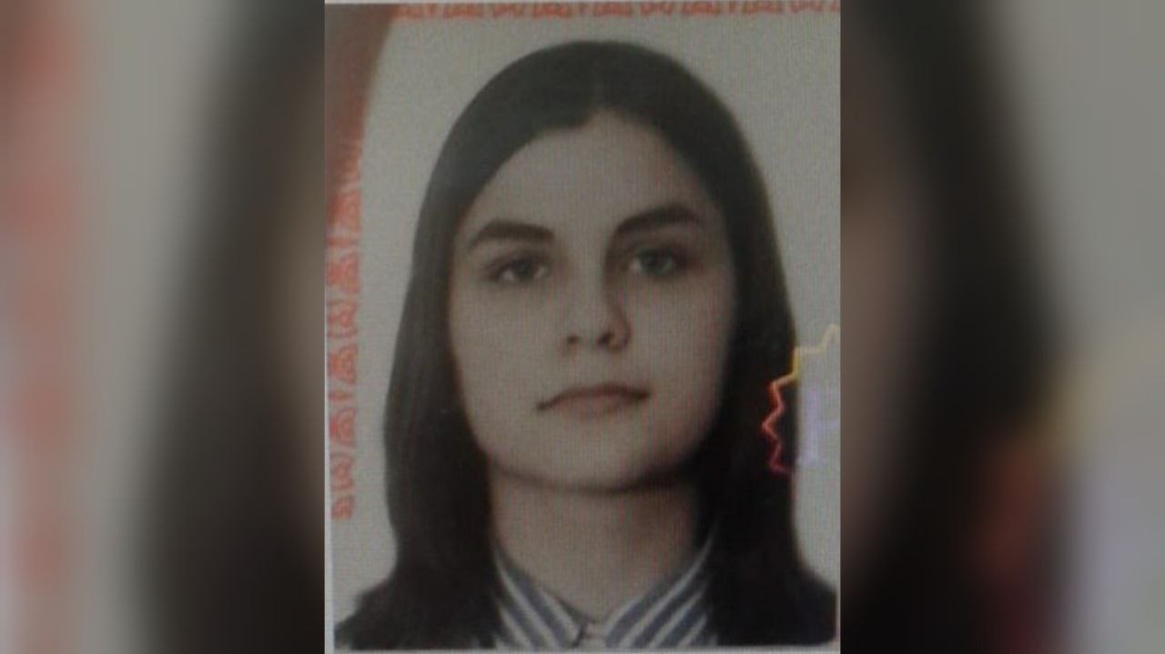в бузулуке 14 летние школьницы. жилинка бузулукский район карта. девушка 14 лет школьников. в бузулуке оренбургской несколько 14 летних. школьник на макушке дерева.
