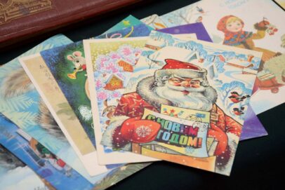 Оренбуржцы могут передать в Музей истории города открытки и игрушки советского времени