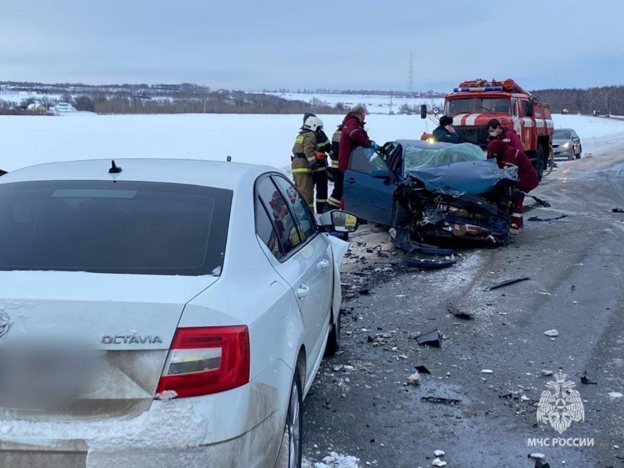 В жуткой автокатастрофе с тремя машинами на трассе Уфа-Оренбург пострадали  6 человек | 16.01.2024 | Новости Оренбурга - БезФормата