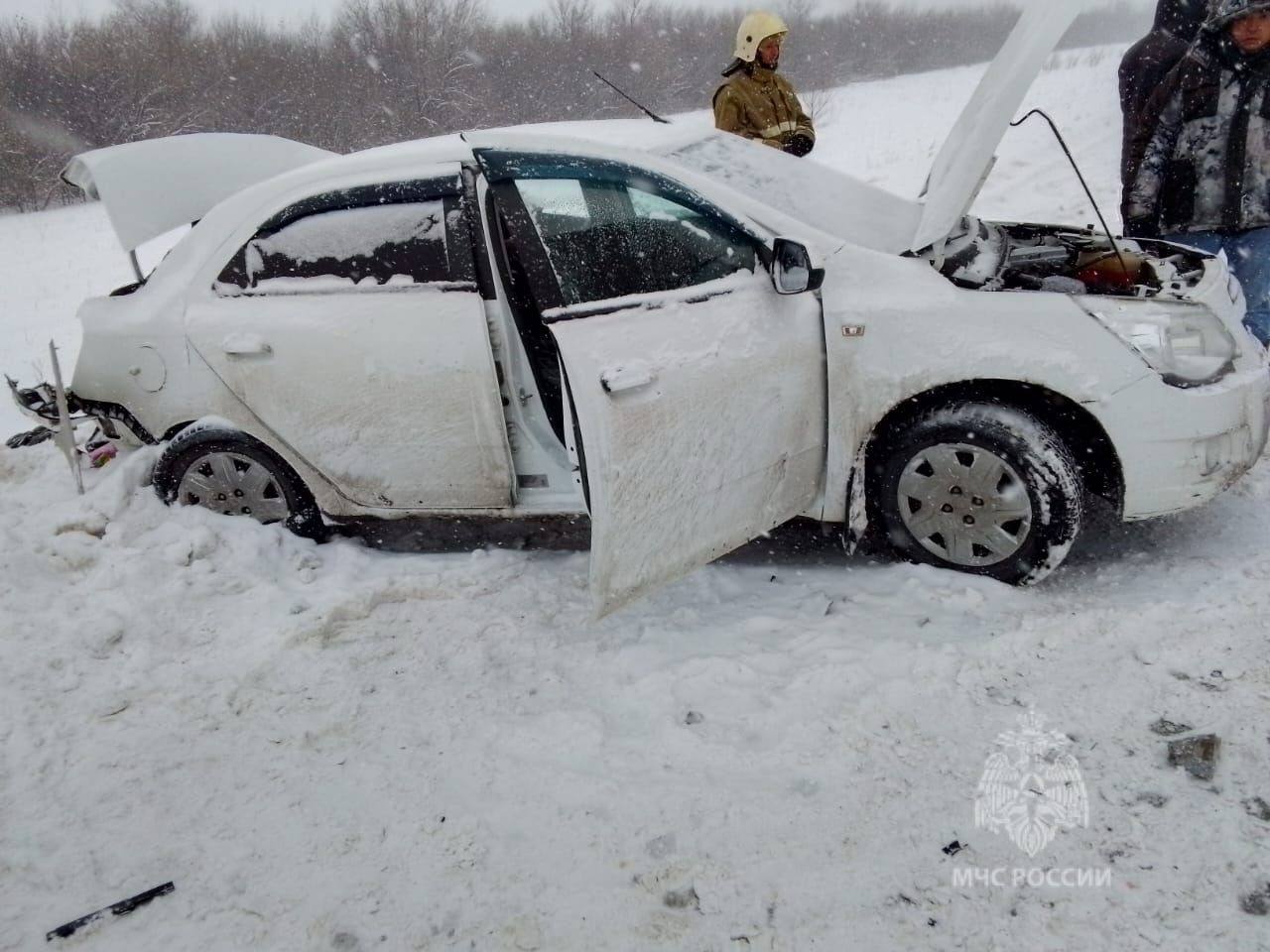 В Новосергиевском районе произошла еще одна авария. Пострадали двое  взрослых и ребенок — Новости Оренбурга и Оренбургской области на РИА56