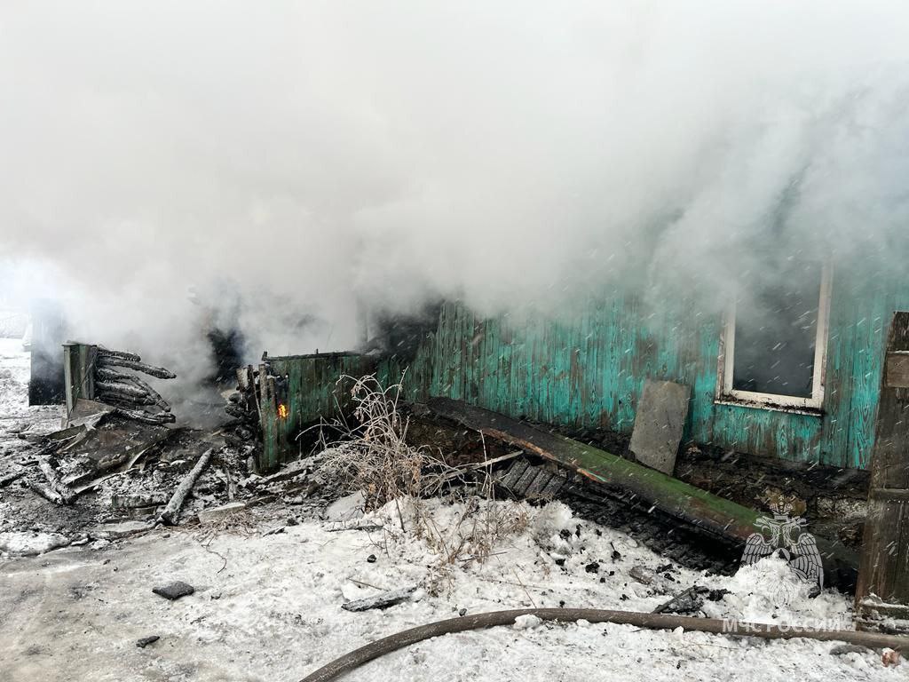 В Северном районе на пожаре в деревянном доме погибли два пенсионера |  12.01.2024 | Новости Оренбурга - БезФормата