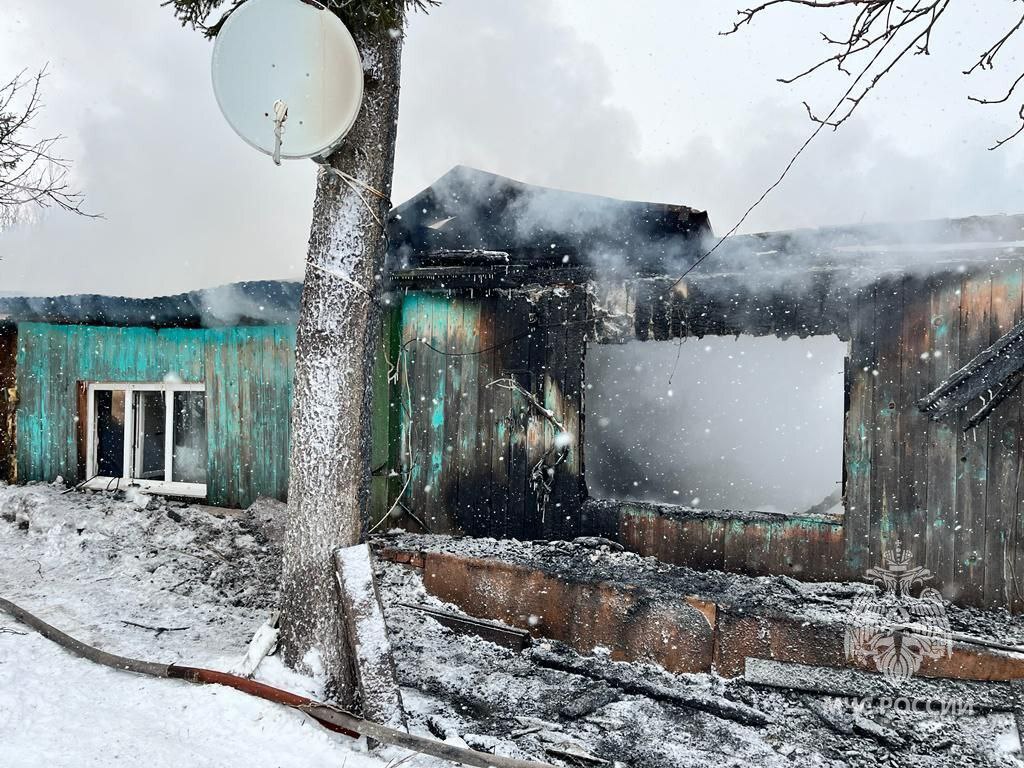 В Северном районе на пожаре в деревянном доме погибли два пенсионера |  12.01.2024 | Новости Оренбурга - БезФормата