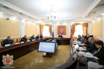 Меры по обеспечению безопасности во время выборов президента РФ обсудили в Оренбуржье