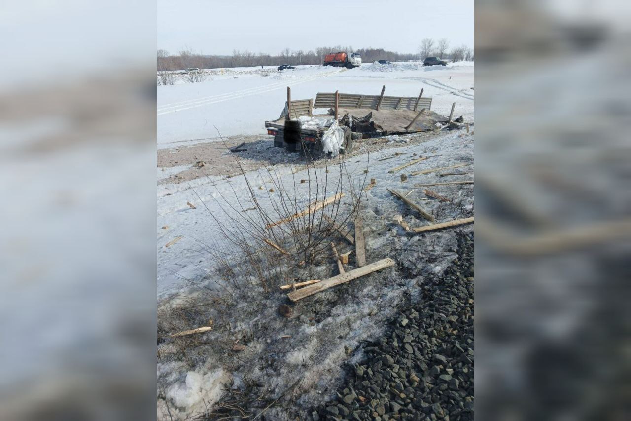 Поезд Орск-Москва протаранил грузовик «КамАЗ». Никто не пострадал — Новости  Оренбурга и Оренбургской области на РИА56