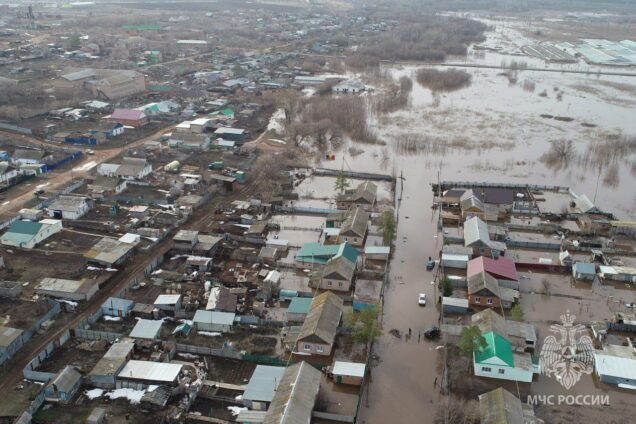 В 23 районах Оренбуржья введен режим повышенной готовности из-за паводка