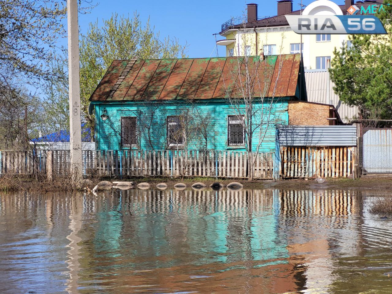 В Оренбурге за сутки от воды освободились 1117 жилых домов и 1651  приусадебный участок — Новости Оренбурга и Оренбургской области на РИА56