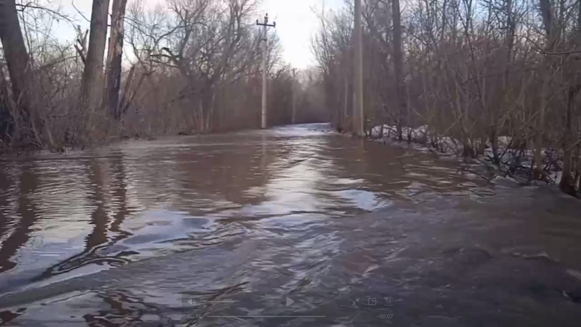 В Оренбурге ограничено движение на дорогах в направлении СНТ, расположенных  в пойме рек — Новости Оренбурга и Оренбургской области на РИА56