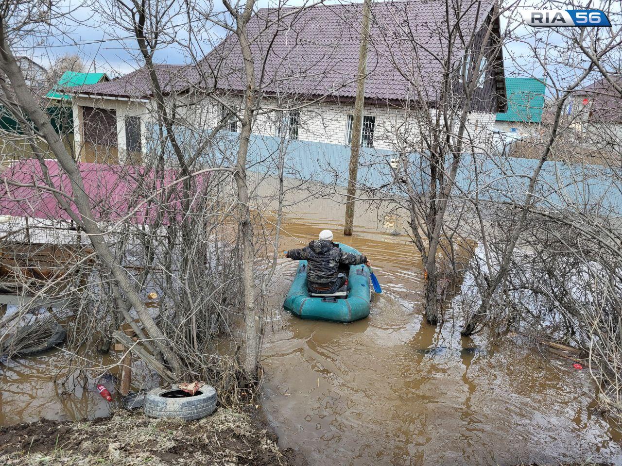 Паводок в Оренбурге. Ситуация ухудшается, вода поднимается — данные на  11.00 — Новости Оренбурга и Оренбургской области на РИА56