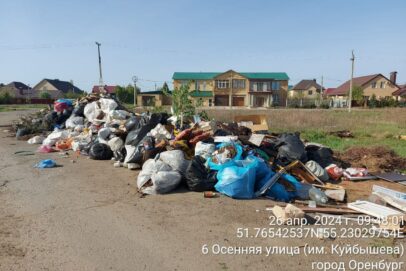 В мэрии Оренбурга определили список мест, куда можно вывести мусор после паводка