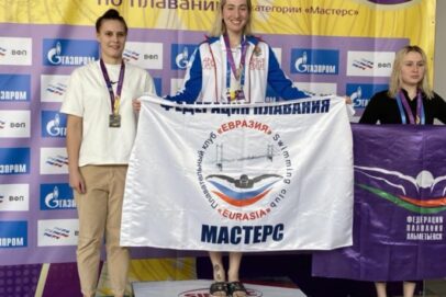 Оренбуржцы завоевали три золота и серебро на чемпионате России по плаванию