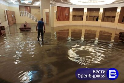 Мельпомена в воде. В Оренбургском драмтеатре устранили последствия коммунальной аварии