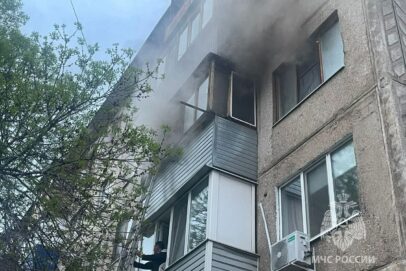 На пожаре в Новотроицке спасли 15 человек, в том числе 3 детей