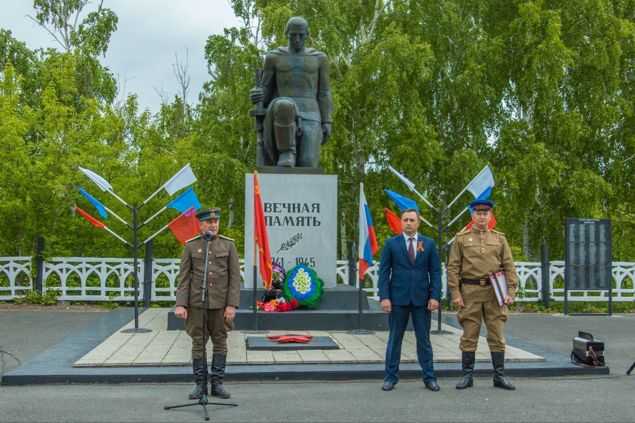 Оренбургские газодобытчики поздравили с Победой жителей села Новопавловка  Акбулакского района | 12.05.2024 | Новости Оренбурга - БезФормата