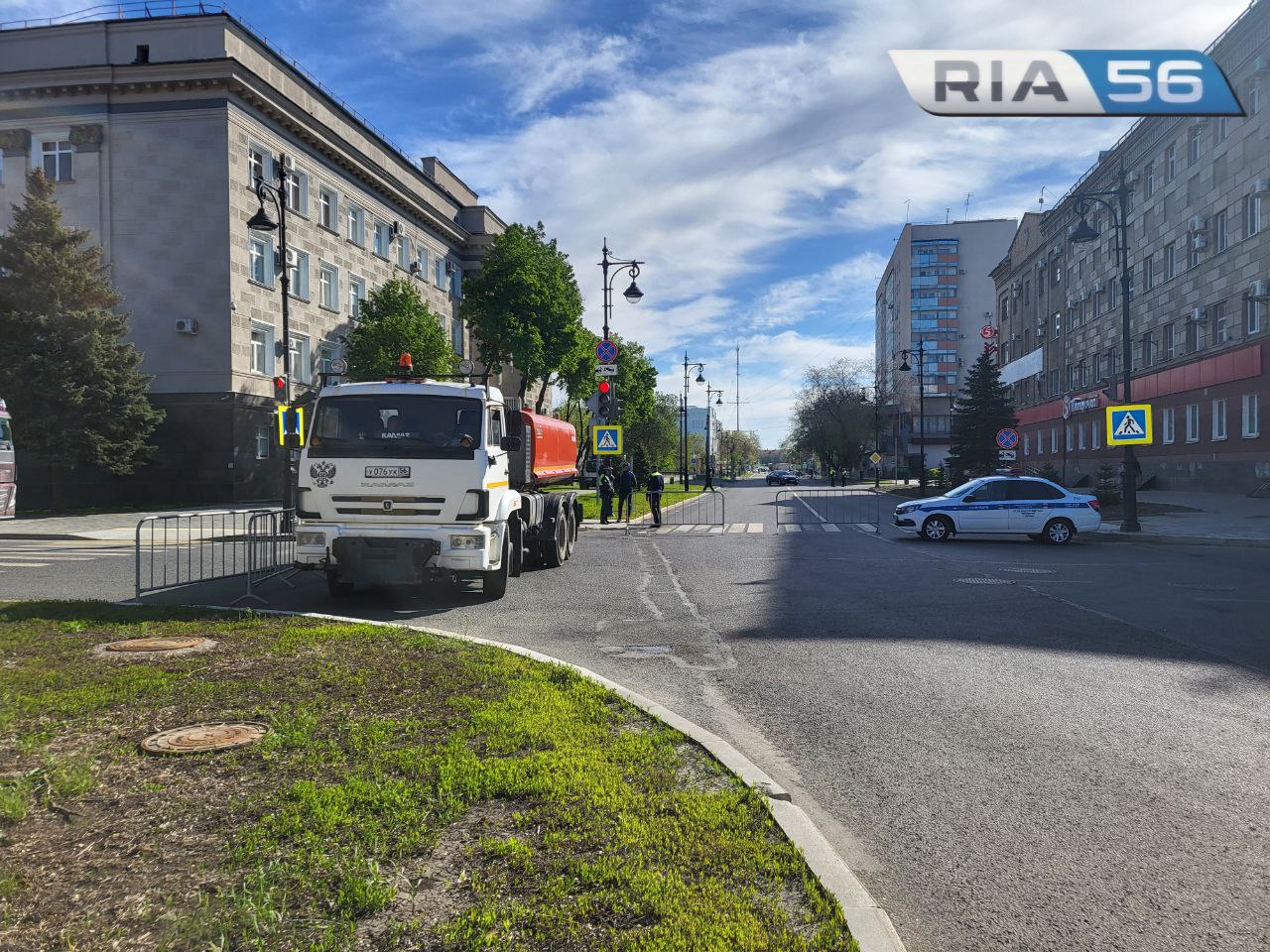 Из-за репетиции парада ко Дню Победы в Оренбурге временно перекрыт центр  города — Новости Оренбурга и Оренбургской области на РИА56