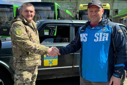 Сергей Салмин передал на передовую оренбургским бойцам СВО Ниву с прицепом