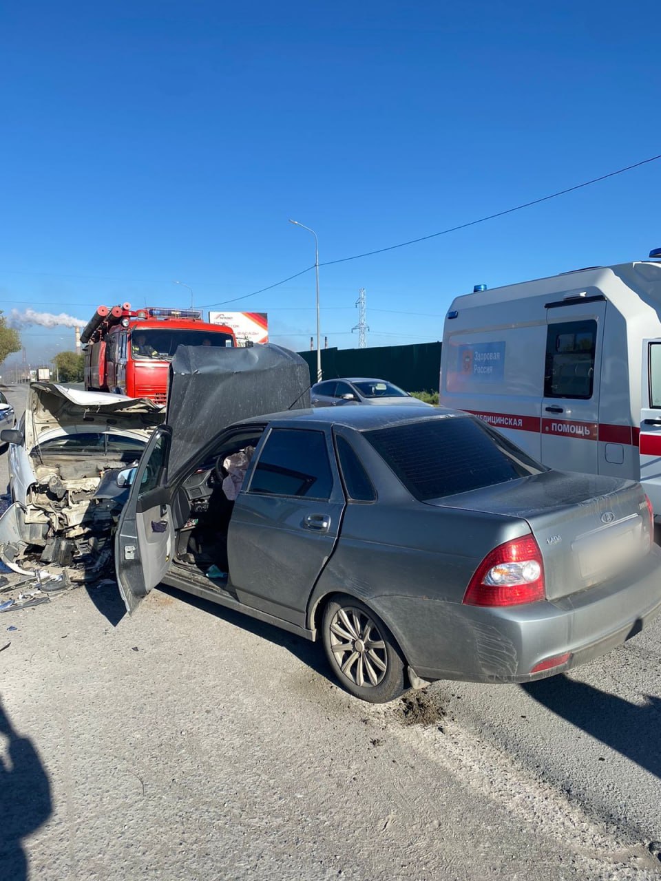 В Новотроицке в лобовом ДТП отечественных авто пострадали три человека |  14.05.2024 | Новости Оренбурга - БезФормата