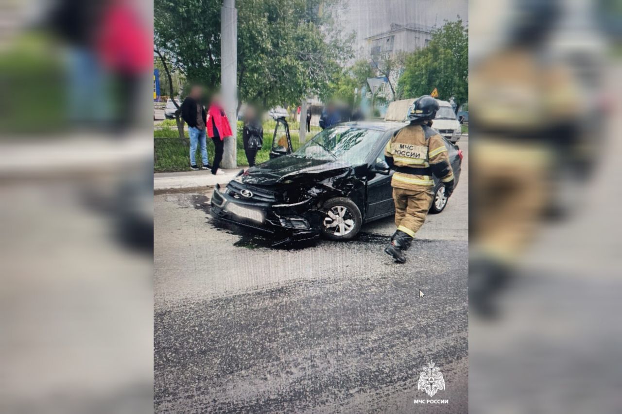 В Оренбурге в ДТП пострадали два человека, среди них подросток | 13.05.2024  | Новости Оренбурга - БезФормата