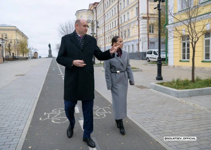 Солнцев рассказал о многодетных семьях Оренбуржья журналистам Первого канала