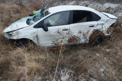 В Беляевском районе в ДТП пострадали водитель и пассажир иномарки