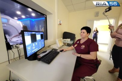 Минздрав представил новую форму. Теперь должность медиков узнаем по цвету