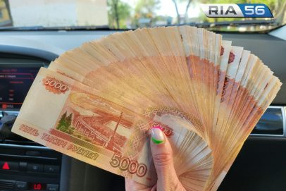 Хотела красиво жить. Мошенница из Орска с сообщниками обирали местных пенсионеров