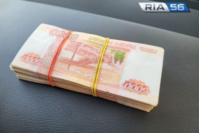 Путин запретил вывозить в страны ЕАЭС наличные деньги свыше $100 тысяч