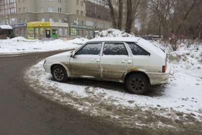 Испугался: житель Оренбурга совершил ДТП и сообщил об угоне своего авто