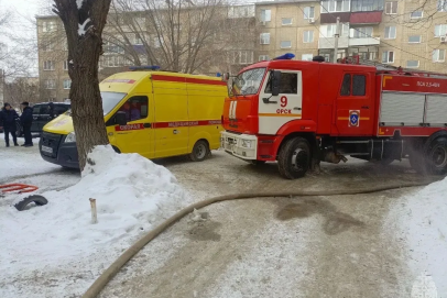 Дым из окна. На пожаре в Орске погиб мужчина