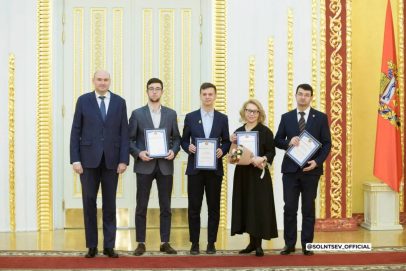 Евгений Солнцев вручил награды представителям научного сообщества Оренбуржья