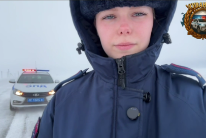 Трассы закрыты: ГИБДД показала десятки машин, ожидающих окончания метели в Оренбуржье