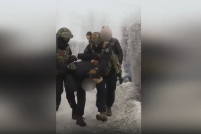 Сотрудники ФСБ задержали экстремиста из Ясного, это сняли на видео